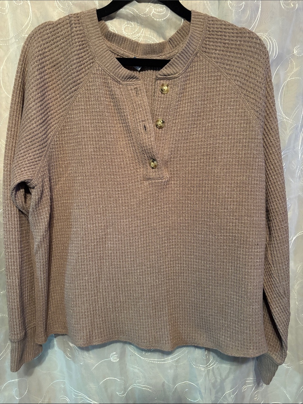 Women’s Waffle Knit Henley Sweater - Taupe